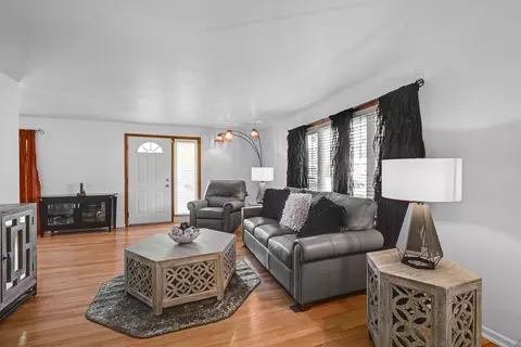 Living - 145 Elm St, Park Forest, IL 60466 photo 3 of 4