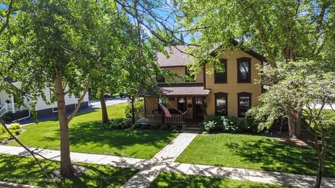617 Oregon Ave, West Dundee, IL 60118 photo 7
