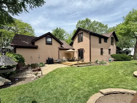 617 Oregon Ave, West Dundee, IL 60118 photo 4