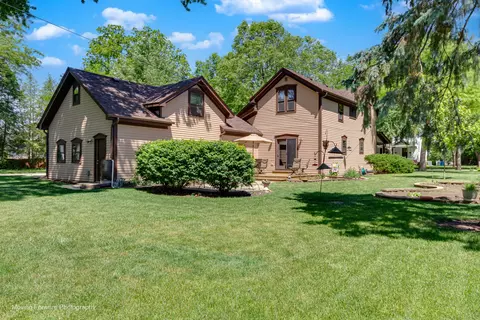 617 Oregon Ave, West Dundee, IL 60118 photo 9