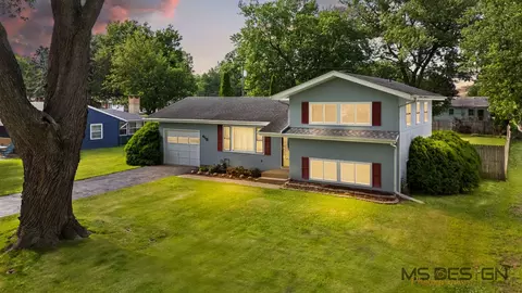 418 Barbara St, Mount Morris, IL 61054