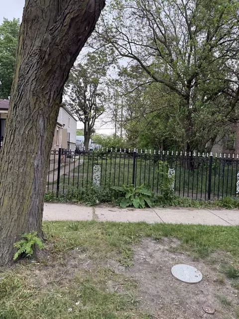 6549 S Marshfield Ave, Chicago, IL 60636