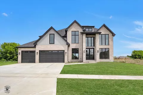 9011 Port Washington Dr, Frankfort, IL 60423