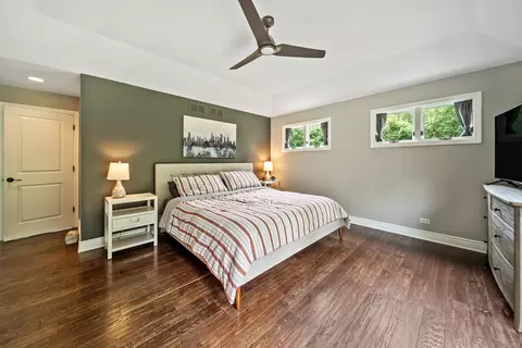 Bedroom - 28 W140 Mack Rd, Wheaton, IL 60189 photo 2 of 5