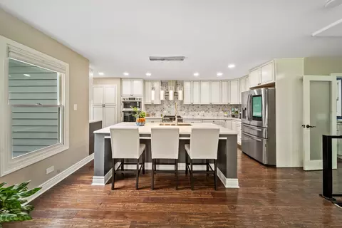 Kitchen - 28 W140 Mack Rd, Wheaton, IL 60189 photo 3 of 4