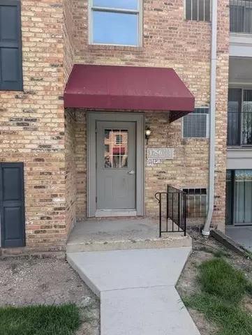 1756 Fayette #C, Hoffman Estates, IL 60169