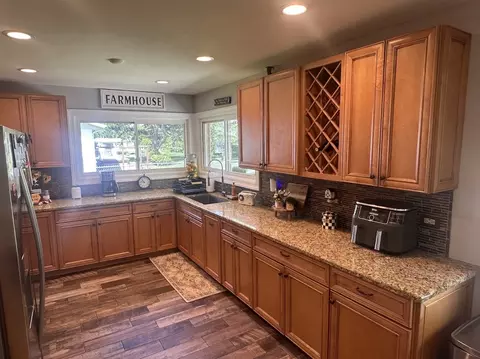 Kitchen - 1006 Forest Dr, Elgin, IL 60123 photo 2 of 4