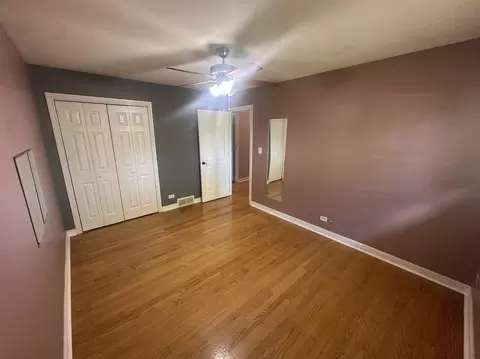 Bedroom - 1006 Forest Dr, Elgin, IL 60123 photo 6 of 8