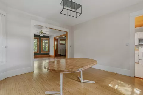 Dining - 620 10 St, Moline, IL 61265 photo 1 of 1