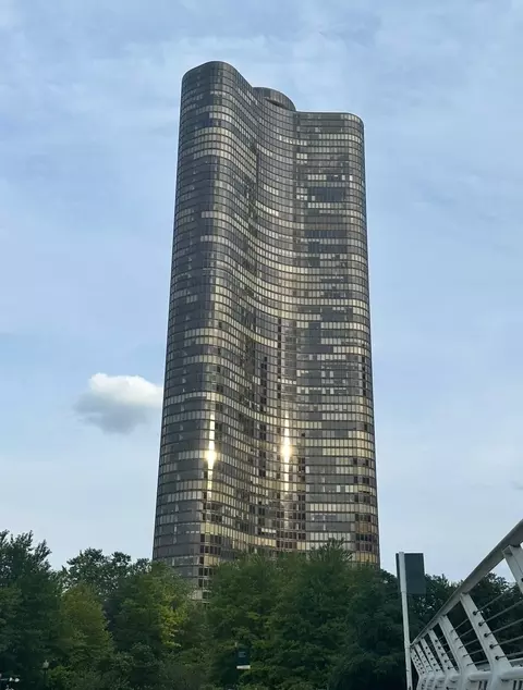 505 N Lake Shore Dr #5706, Chicago, IL 60611