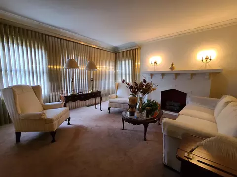 Living - 8319 S Crandon Ave, Chicago, IL 60617 photo 1 of 1