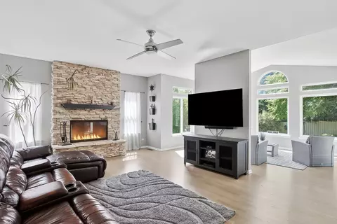 Other - 4809 Joyce Ln, Mchenry, IL 60050 photo 4 of 21