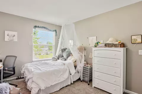 Bedroom - 4809 Joyce Ln, Mchenry, IL 60050 photo 4 of 4