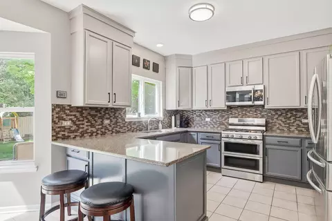 Kitchen - 4809 Joyce Ln, Mchenry, IL 60050 photo 1 of 3