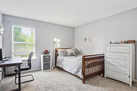 Bedroom - 4809 Joyce Ln, Mchenry, IL 60050 photo 3 of 4