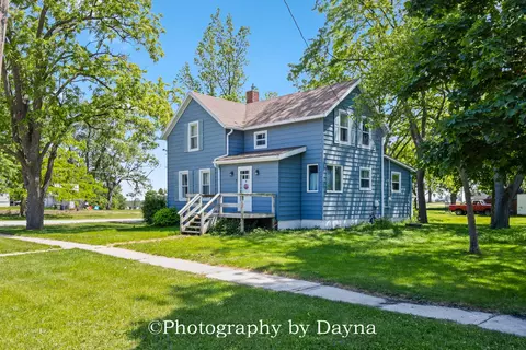 Exterior - 410 E Main St, Ashkum, IL 60911 photo 1 of 3