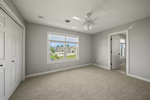 Bedroom - 307 S Tombergs Dr, Eldridge, IA 52748 photo 3 of 5