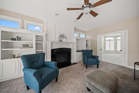 Living - 307 S Tombergs Dr, Eldridge, IA 52748 photo 1 of 6