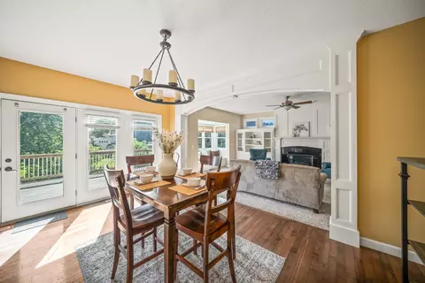 Dining - 307 S Tombergs Dr, Eldridge, IA 52748 photo 1 of 3