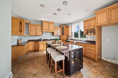 Kitchen - 307 S Tombergs Dr, Eldridge, IA 52748 photo 2 of 3