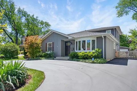 310 N Schiller St, Palatine, IL 60067