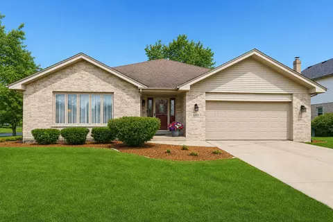 1253 St Charles Dr, Lockport, IL 60441