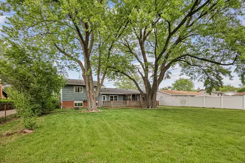 Exterior - 500 Audubon St, Hoffman Estates, IL 60169 photo 6 of 6