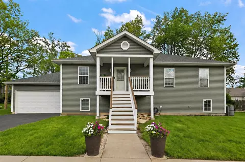 405 Allen St, Joliet, IL 60436