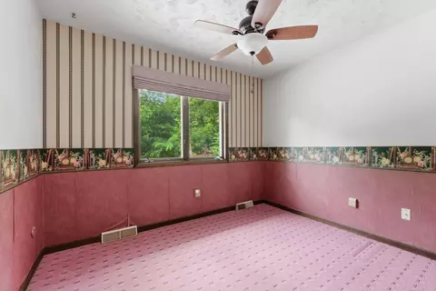 Bedroom - 3001 2nd St, Moline, IL 61265 photo 1 of 2