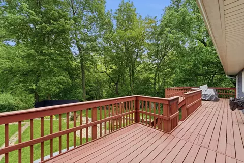 Exterior - 3001 2nd St, Moline, IL 61265 photo 8 of 8