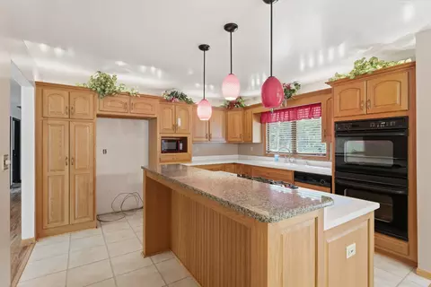 Kitchen - 3001 2nd St, Moline, IL 61265 photo 1 of 5
