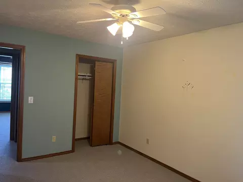 3132 Eagle Creek Dr, Bloomington, IL 61704 photo 32
