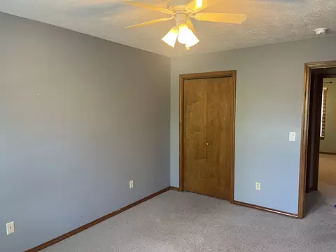 3132 Eagle Creek Dr, Bloomington, IL 61704 photo 30