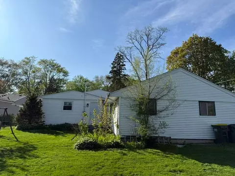 Exterior - 2814 Cardinal Dr, Rolling Meadows, IL 60008 photo 5 of 5