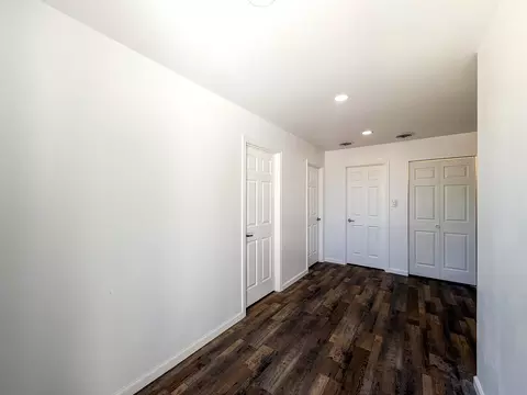 Entry Way - 2814 Cardinal Dr, Rolling Meadows, IL 60008 photo 4 of 5