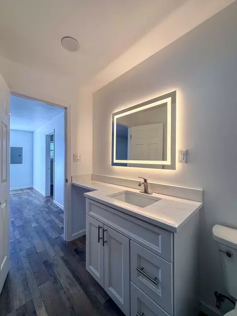 Bath - 2814 Cardinal Dr, Rolling Meadows, IL 60008 photo 6 of 6