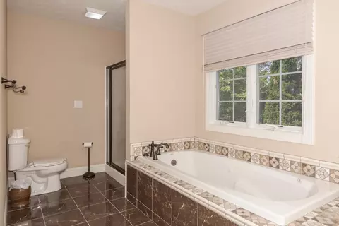 Bath - 2004 Withers Ln, Bloomington, IL 61704 photo 2 of 6