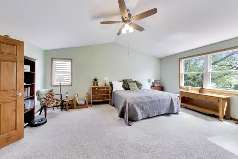 Undisclosed, Cary, IL 60013 photo 18