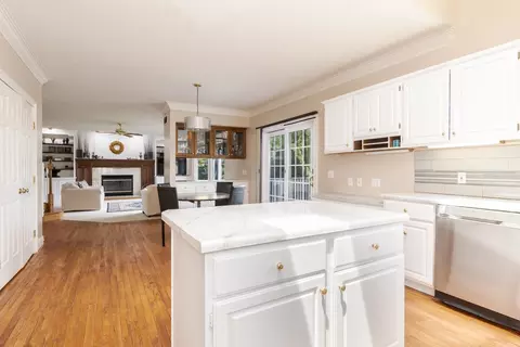 Kitchen - 1102 Tanger Cc Ct, Normal, IL 61761 photo 7 of 7