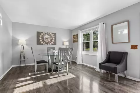 Dining - 1050 Grenada Dr, Aurora, IL 60506 photo 1 of 2