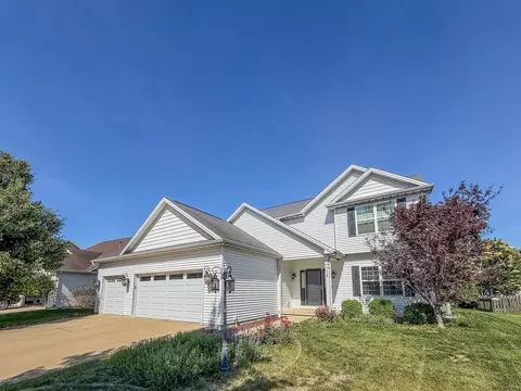 715 Sedgegrass Dr, Champaign, IL 61822