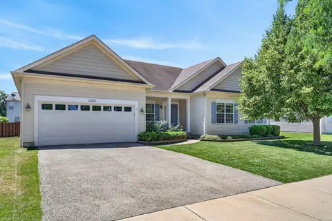 3343 Pecos Cir, Montgomery, IL 60538