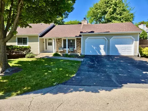 649 Wilbur Ct #649, Gurnee, IL 60031