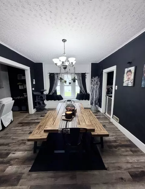 Dining - 520 E 6th St, Centralia, IL 62801 photo 2 of 2