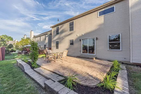 Exterior - 270 E Armitage Ave, Addison, IL 60101 photo 5 of 8