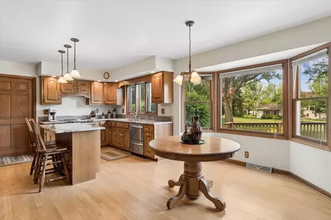 Kitchen - 39 W550 Deerpath Rd, Aurora, IL 60506 photo 1 of 3