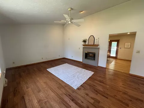 Living - 502 SW 8th Ave, Aledo, IL 61231 photo 1 of 5
