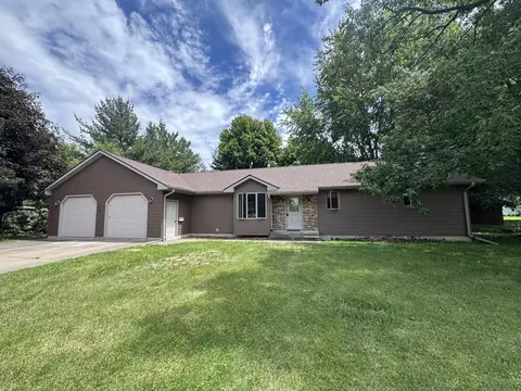 Exterior - 502 SW 8th Ave, Aledo, IL 61231 photo 2 of 2