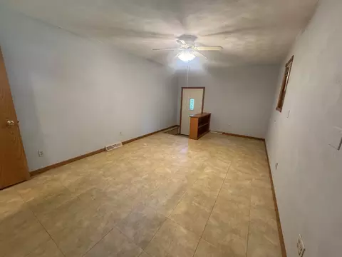 Living - 502 SW 8th Ave, Aledo, IL 61231 photo 5 of 5