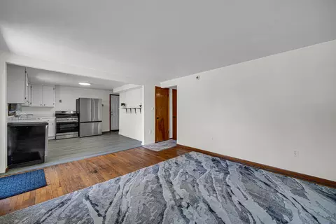 Living - 1545 S 4th Ave, Kankakee, IL 60901 photo 2 of 4